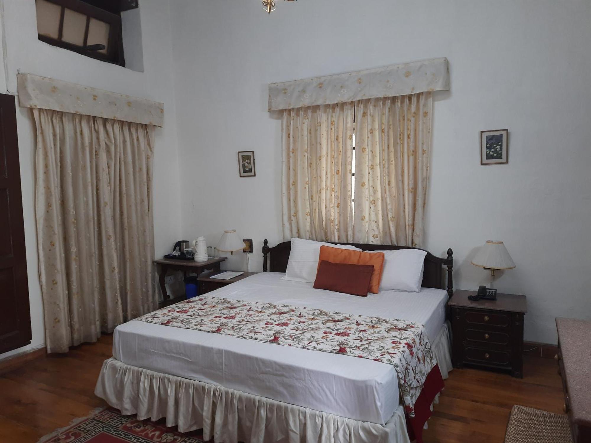 West View Hotel ราณีเขต ภายนอก รูปภาพ